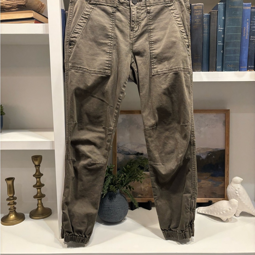 Sanctuary Green Jogger Style Track Pants Relaxed Fit